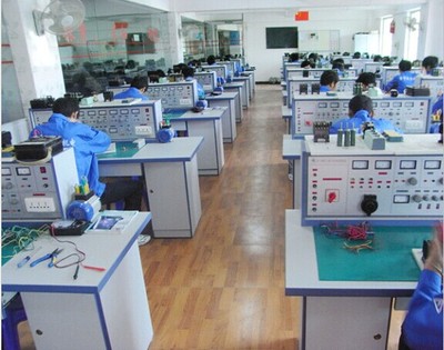 云南省电子信息技工学校计算机网络设备的安装与维护专业初级中学生报名指南